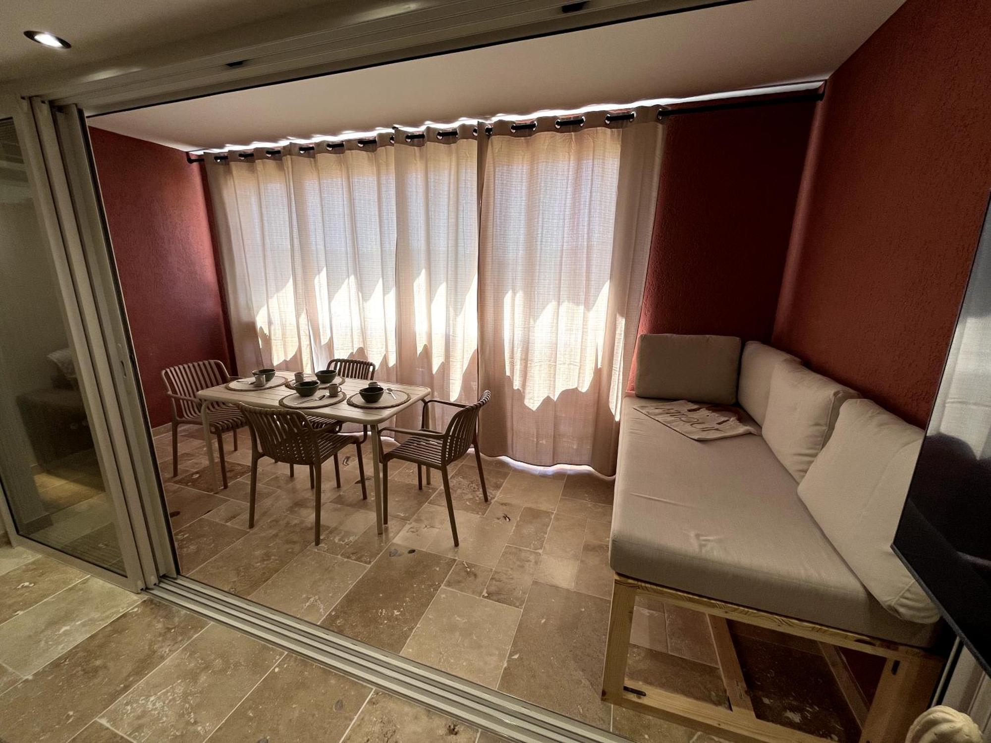 Appartement Le Sable Doux à Cogolin Extérieur photo